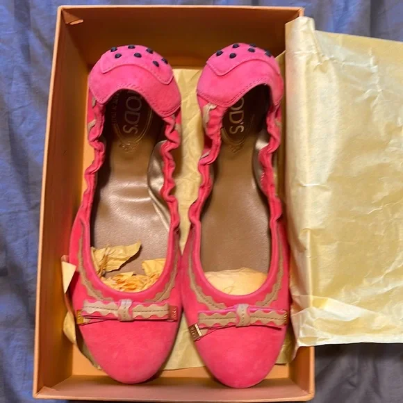 Tod's | Shoes | Tods Pink Ballerina Shoes Size 95 395 | Poshmark